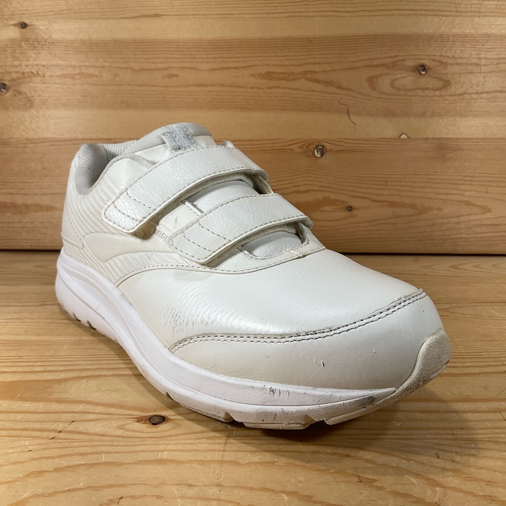 Brooks Addiction Walker V-Strap 2 Shoes Woman’s 10.5 B White Leather 1203091B142